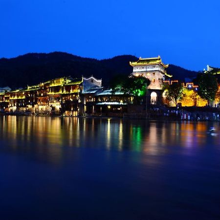 Fenghuang Slowly Time Inn エクステリア 写真