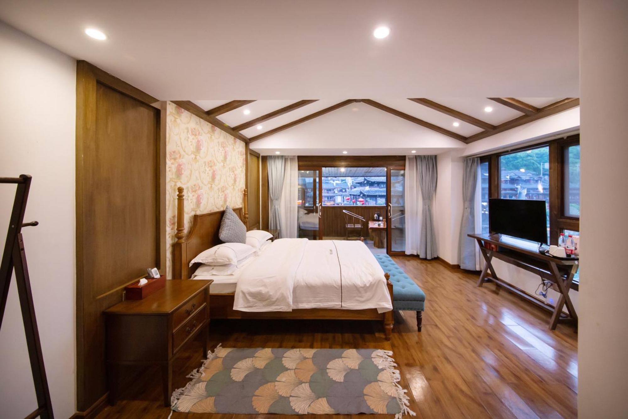 Fenghuang Slowly Time Inn エクステリア 写真