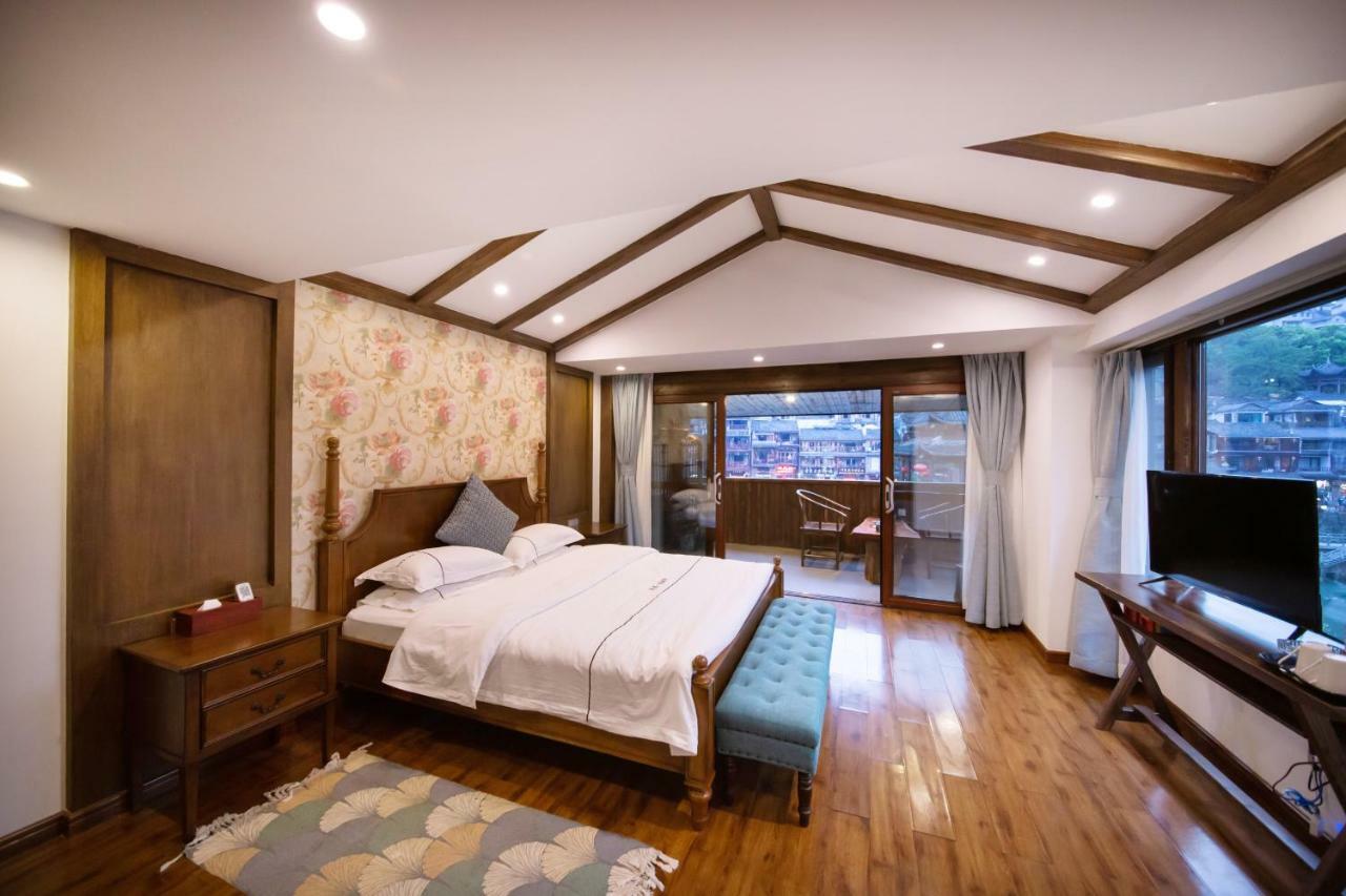 Fenghuang Slowly Time Inn エクステリア 写真