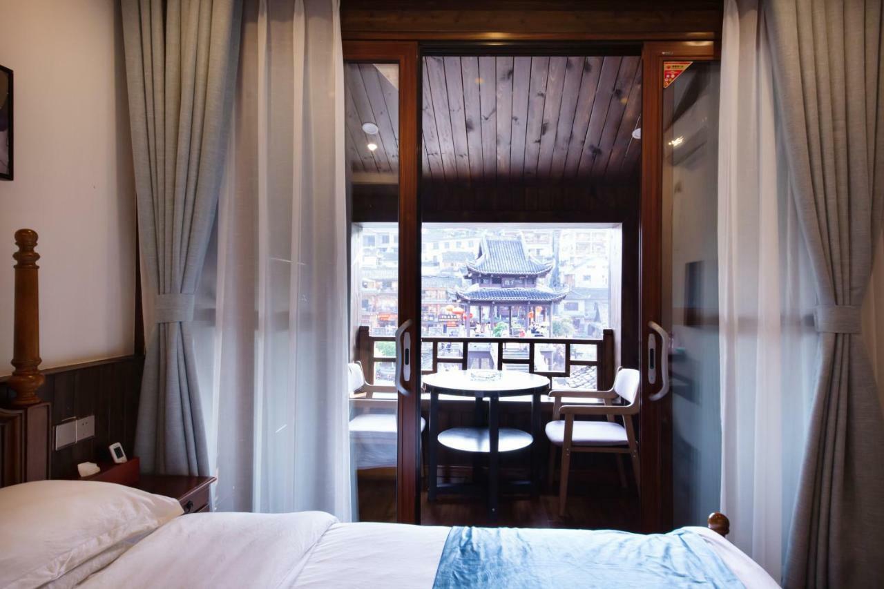 Fenghuang Slowly Time Inn エクステリア 写真